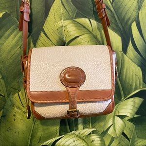 Vintage Dooney & Bourke ivory crossbody bag